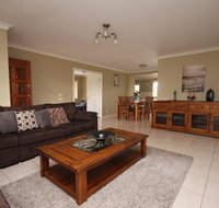 NORTH HEAVEN STATION 28 Alma St North Haven - Lightning Ridge Tourism