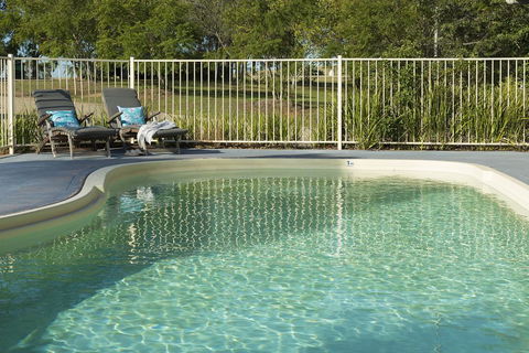 North Lodge Clan Cottage - Lightning Ridge Tourism 1