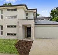 OCEAN BREEZE Family Home - Lightning Ridge Tourism