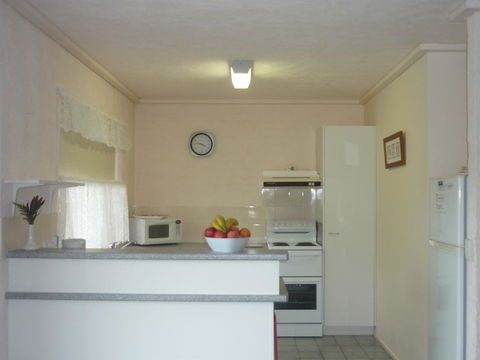 Ocean Drive Apartments - Lightning Ridge Tourism 1
