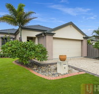 Oceania Beach Paradise - Lightning Ridge Tourism