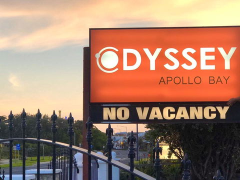 ODYSSEY APOLLO BAY - Lightning Ridge Tourism 0