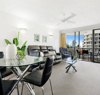 Pacific Resort in the Heart of Broadbeach - Lightning Ridge Tourism