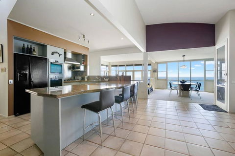 PANORAMA VIEWS - Spectacular Ocean Views - Lightning Ridge Tourism 2