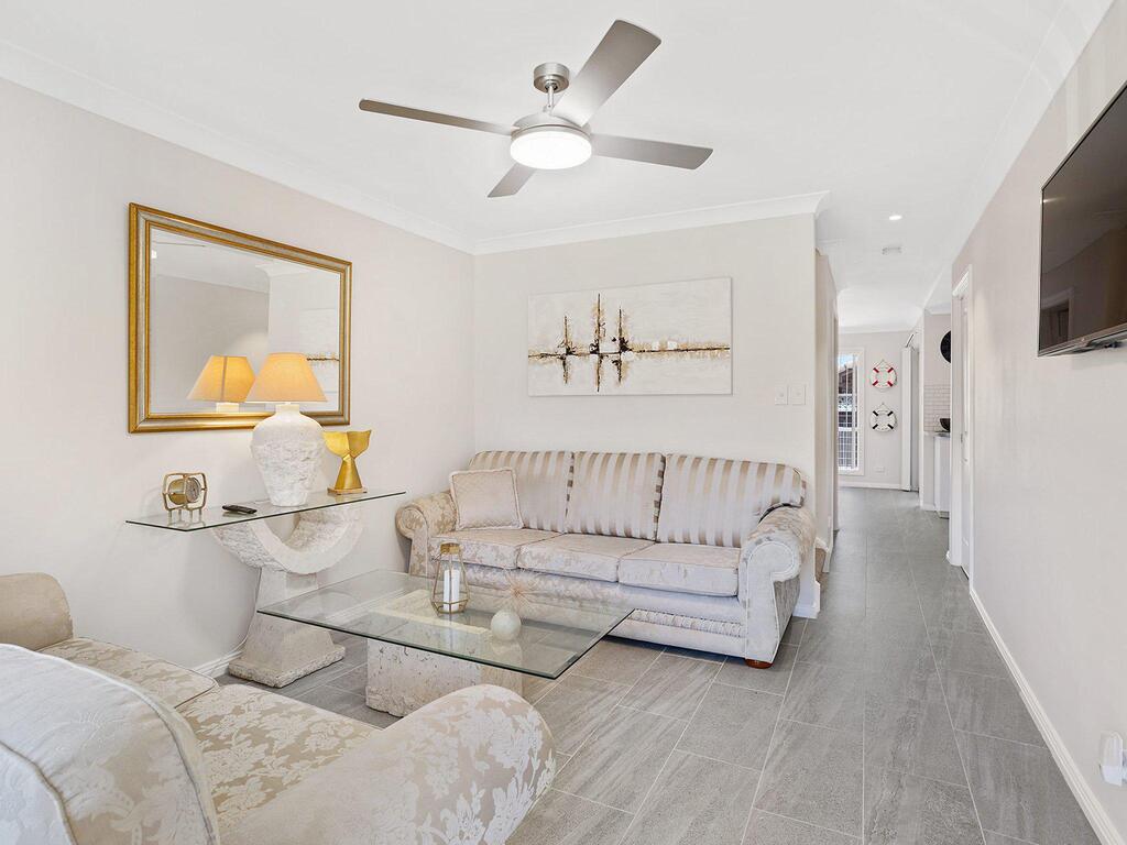  Lightning Ridge Tourism