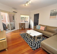 Parramatta Self-Contained Two-Bedroom Apartment 4LEN - Lightning Ridge Tourism