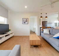 Peaceful 3 Bedroom Apartment in Ascot - Lightning Ridge Tourism