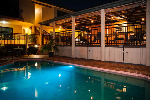 Pegasus Motor Inn And Serviced Apartments - Lightning Ridge Tourism 1