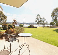 Pelican Waters - Lightning Ridge Tourism