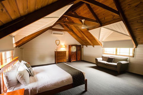 Peppers Creek Accommodation - Lightning Ridge Tourism 3