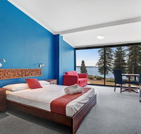 Pippi's at the Point - Lightning Ridge Tourism