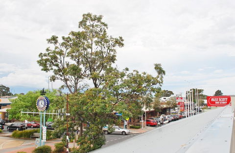 POSITION PERFECT CENTRAL INVERLOCH - Lightning Ridge Tourism 2