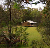 Possum's Hollow and Hooter's Hut - Lightning Ridge Tourism