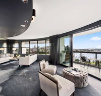 President Towers Apartment - Lightning Ridge Tourism