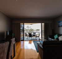 Promenade Executive Apartments - Lightning Ridge Tourism