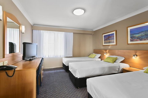 Quality Inn Penrith Sydney - Lightning Ridge Tourism 1