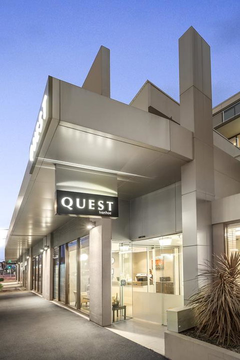 Quest Ivanhoe - Lightning Ridge Tourism 3