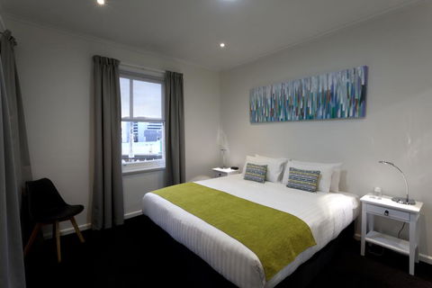 Quest Savoy - Lightning Ridge Tourism 2