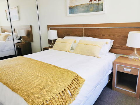 Quiet 2 Bedroom - Private Unit 40 - Mantra Nelson Bay - Lightning Ridge Tourism 1