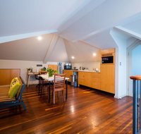 Quiet Private Studio In Strathfield with Kitchenette and Private Bathroom 3min to Station sleeps 6 - Lightning Ridge Tourism