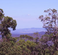 Ravensbourne Escape - Cedar Lodge - Lightning Ridge Tourism