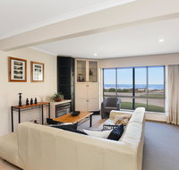 Right on the Beach  Moana - Lightning Ridge Tourism