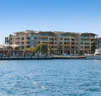 Riverside Holiday Apartments - Lightning Ridge Tourism