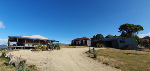 Ruby's Cottage Farm Stay - Lightning Ridge Tourism 2