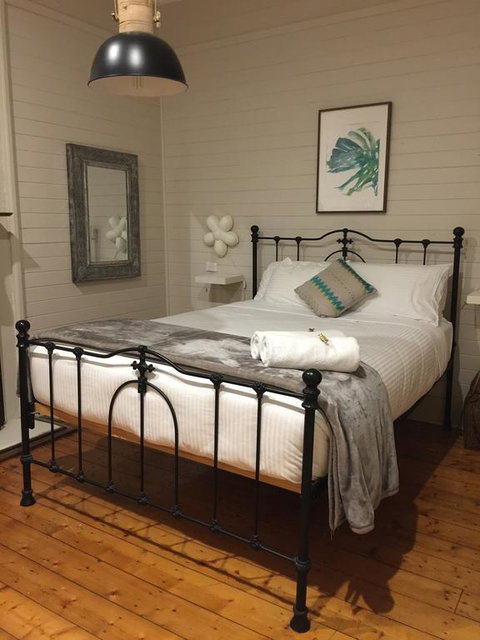 Ruby's Place Hunter Valley - Lightning Ridge Tourism 3