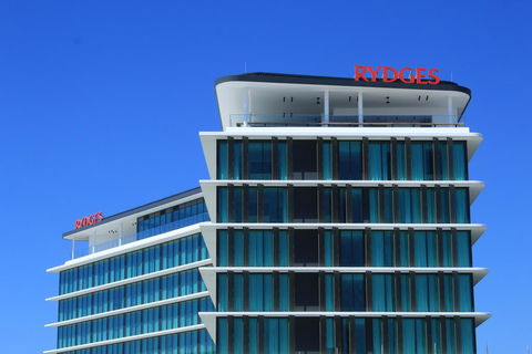 Rydges Gold Coast Airport - Lightning Ridge Tourism 0