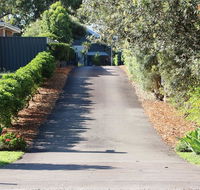 Salamander Bay Bed and Breakfast - Lightning Ridge Tourism