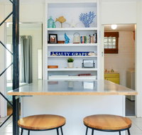 Salty Grape Beach House - Lightning Ridge Tourism