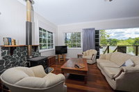 Book Mount Samson Accommodation Vacations Lightning Ridge Tourism Lightning Ridge Tourism