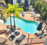 Santalina On Hervey Bay - Lightning Ridge Tourism