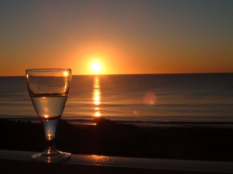 Seaview Holiday House - Lightning Ridge Tourism 0