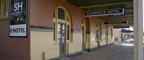 Shamrock Hotel Motel Temora - Lightning Ridge Tourism 0