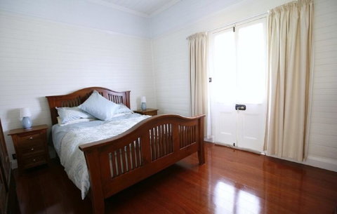Singleton's Retreat Near Wiseman's Ferry - Lightning Ridge Tourism 2