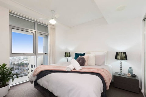 SK1 - Spotless 2BR SkyHome Long Stays Welcome - Lightning Ridge Tourism 2