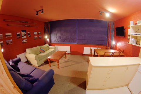 Snow Ski Apartments 18 - Lightning Ridge Tourism 1