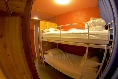 Snow Ski Apartments 18 - Lightning Ridge Tourism 2