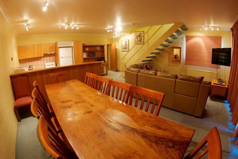 Snow Ski Apartments 41 - Lightning Ridge Tourism 0
