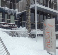 Snowstay at Heidis - Lightning Ridge Tourism