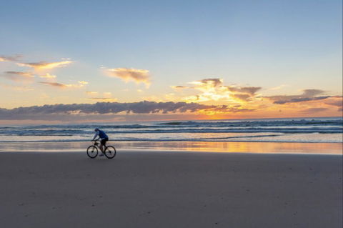 South Golden Beach - Lightning Ridge Tourism 1