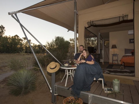 Squeakywindmill Boutique Tent B&B - Lightning Ridge Tourism 2