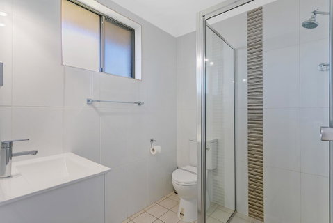 Stagecoach Inn Motel - Lightning Ridge Tourism 1