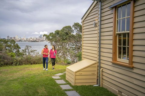 Steele Point Cottage - Lightning Ridge Tourism 1