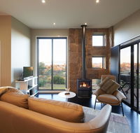 StoneTryst Spa Villas - Lightning Ridge Tourism