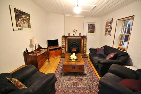 Stonewall Cottage - Lightning Ridge Tourism 2