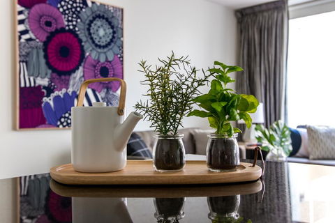 Stunning, Central Huge CBD Pad, Free WiFi, Netflix - Lightning Ridge Tourism 2