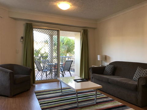 Sunset Island Resort - Lightning Ridge Tourism 1